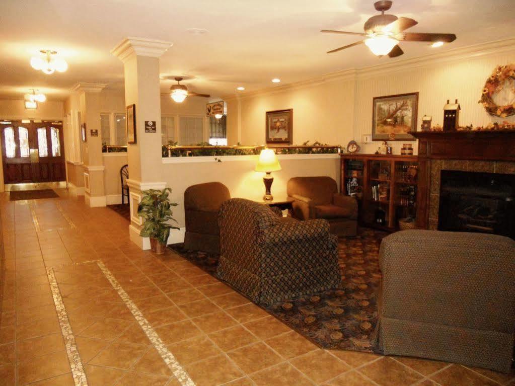 Inn 1863 Of 3*